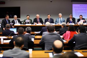 2013 - Audiência pública CCTCI - presença de ministros